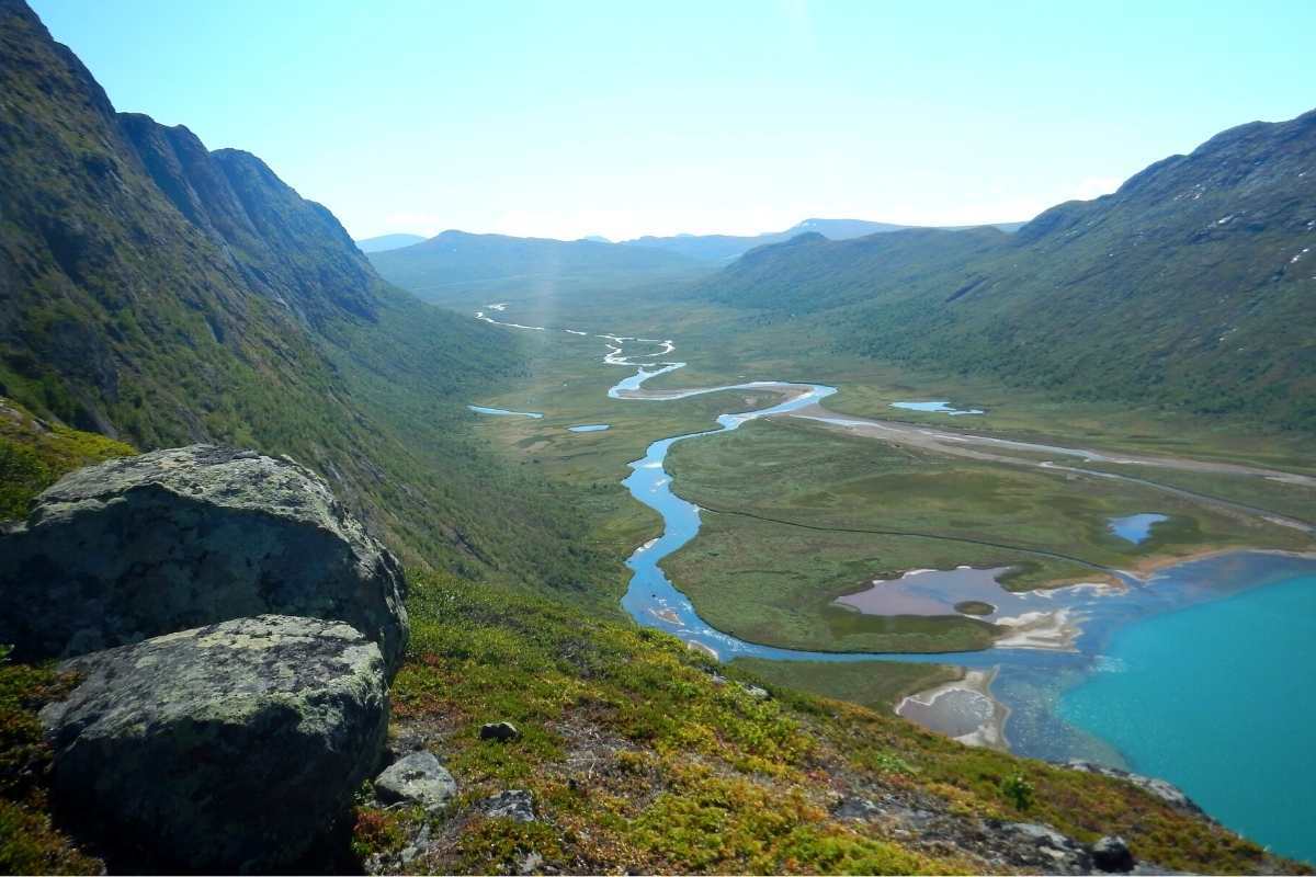tangling river from knutshøe
